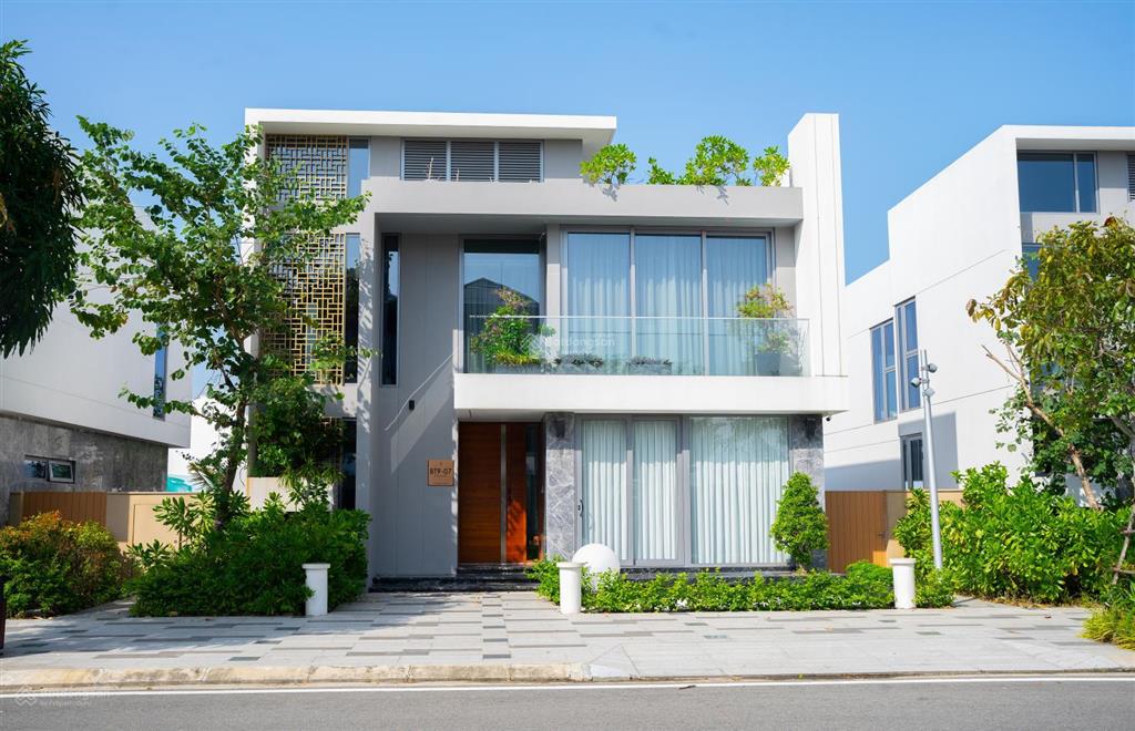 Bán biệt thự ven biển đà nẵng, đất ở sở hữu lâu dài, giá 15,5tỷ , 314.6m2, giá tốt nhất da victoria