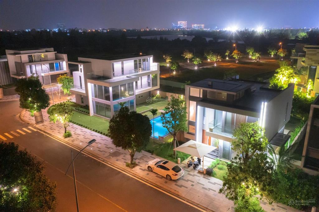 Bán biệt thự ven biển đà nẵng, đất ở sở hữu lâu dài, giá 15,5tỷ , 314.6m2, giá tốt nhất da victoria