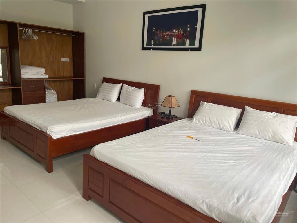 Bán gấp villa 4 phòng biển an bàng, hội an. doanh thu cho thuê tháng 35 triệu. cách biển 500m
