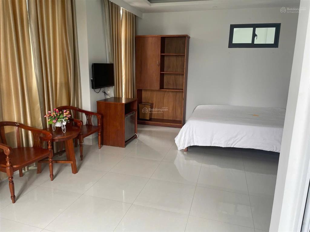 Bán gấp villa 4 phòng biển an bàng, hội an. doanh thu cho thuê tháng 35 triệu. cách biển 500m