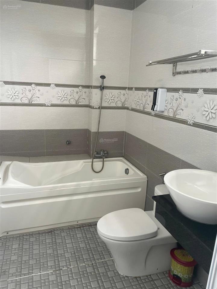Bán gấp villa 4 phòng biển an bàng, hội an. doanh thu cho thuê tháng 35 triệu. cách biển 500m