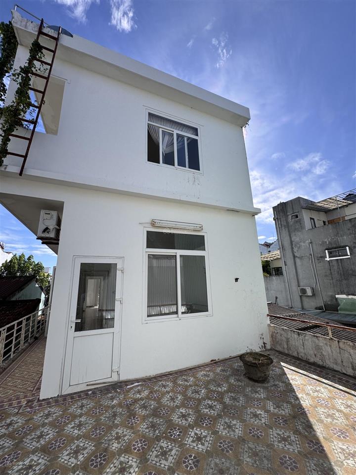 Bán nhà 3 tầng mặt tiền lý thái tổ, hội an, đà nẵng. giá siêu tốt, bán đất tặng nhà 75 triệu/m2