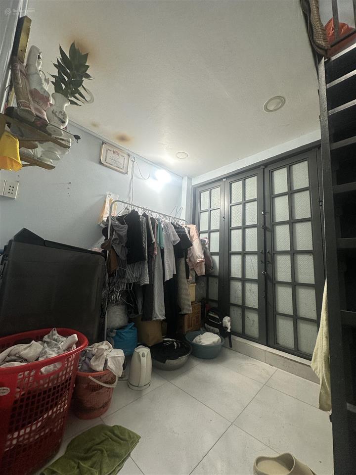 Nhà bán 1 trệt 2 lầu p5 q8 tại phạm thế hiển khu hiện hữu!