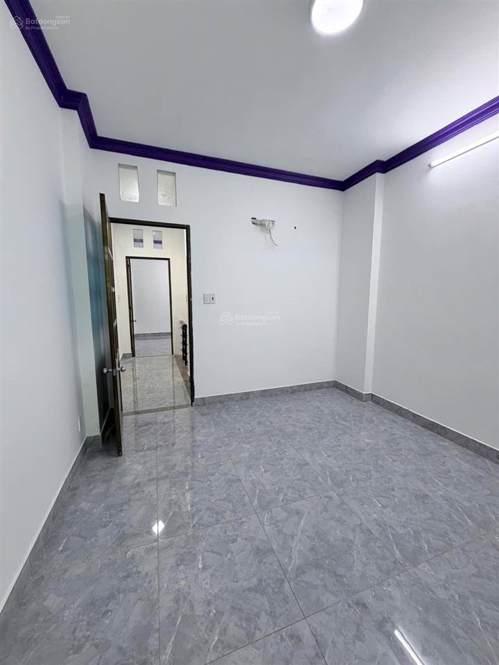 Nhà bán khu hiện hữu tại hẻm 181 âu dương lân