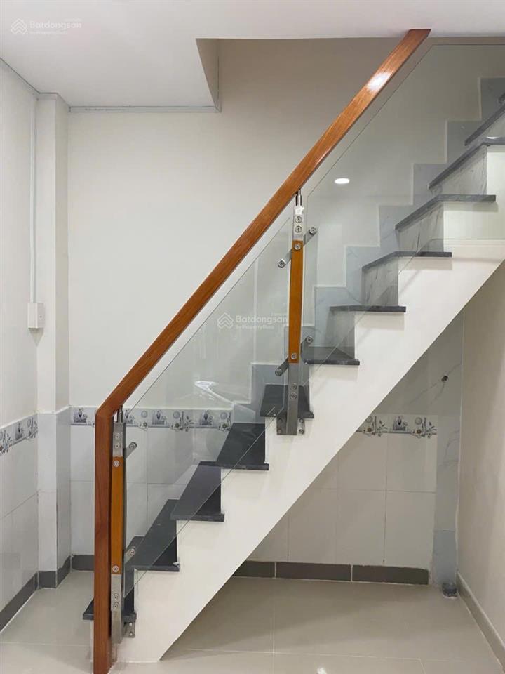 Nhà bán tại lưu hữu phước có shr