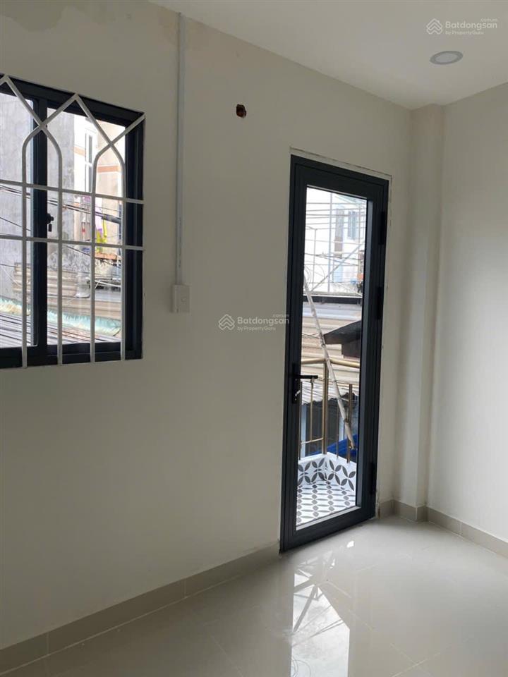 Nhà bán tại lưu hữu phước có shr