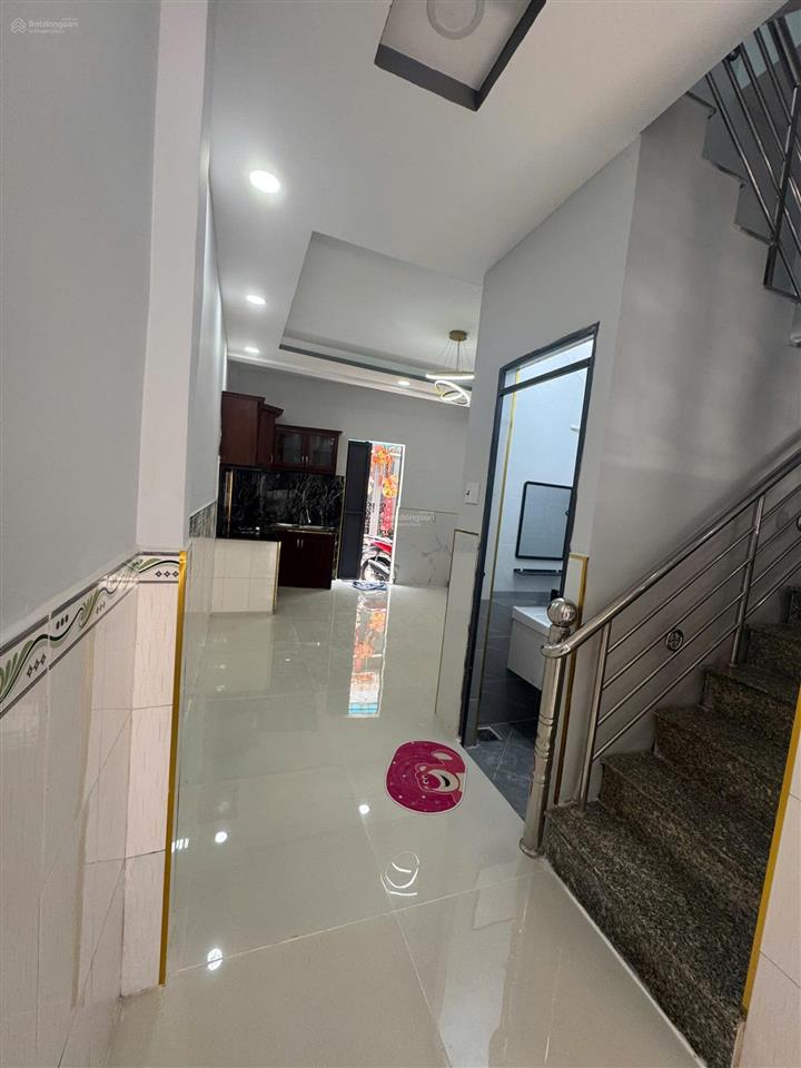 Nhà bán 2 mặt hẻm tại hẻm hương quê vào 50m đường xe ba gác