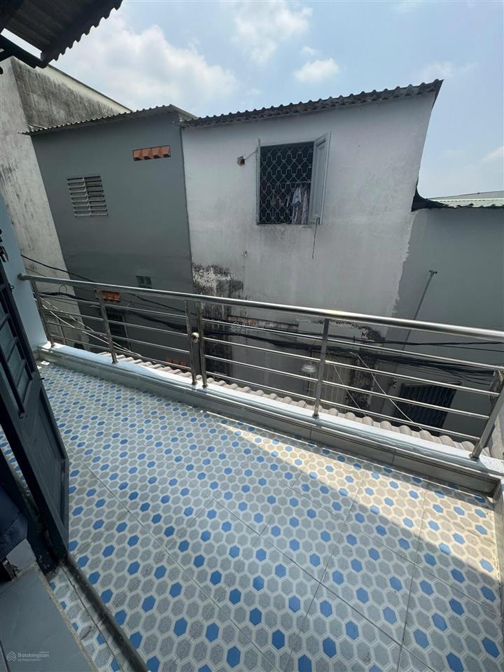 Nhà bán 2 mặt hẻm tại hẻm hương quê vào 50m đường xe ba gác