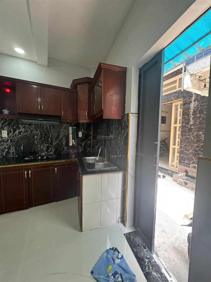 Nhà bán 2 mặt hẻm tại hẻm hương quê vào 50m đường xe ba gác