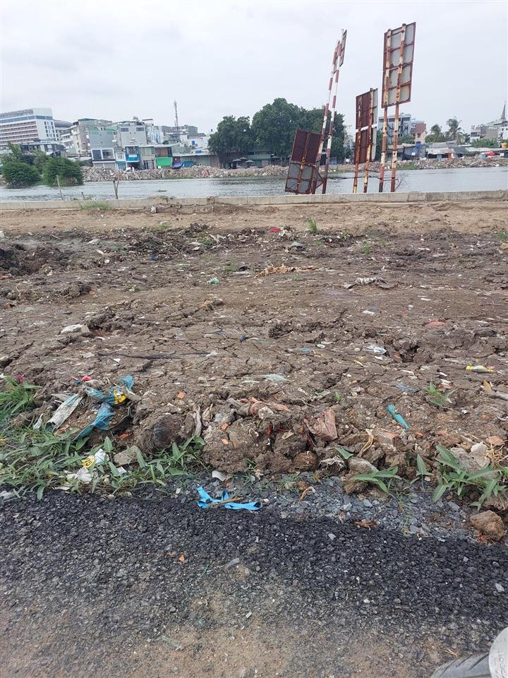Bán đất mặt tiền sông vàm thuật q12
