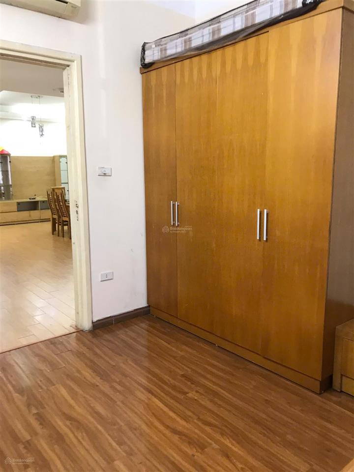 Cần cho thuê căn hộ m5 nguyễn chí thanh có dtt 133m², có 3 pn, 2 p vs, có đầy đủ