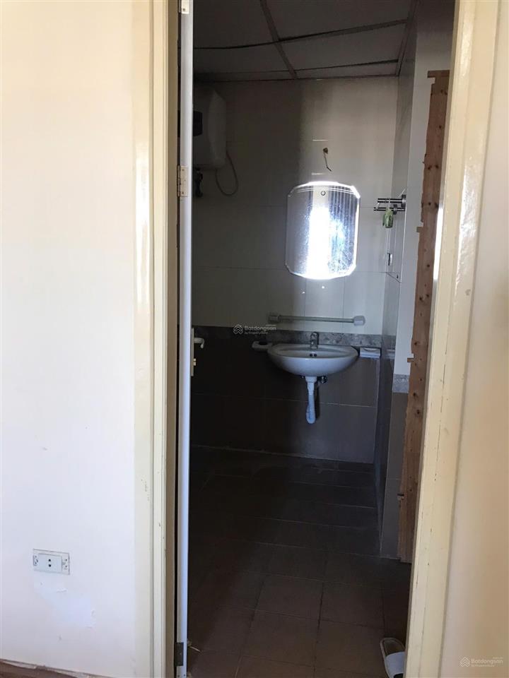 Cần cho thuê căn hộ m5 nguyễn chí thanh có dtt 133m², có 3 pn, 2 p vs, có đầy đủ