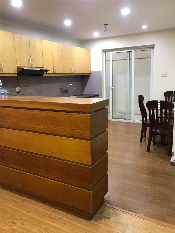 Cần cho thuê căn hộ m5 nguyễn chí thanh có dtt 133m², có 3 pn, 2 p vs, có đầy đủ