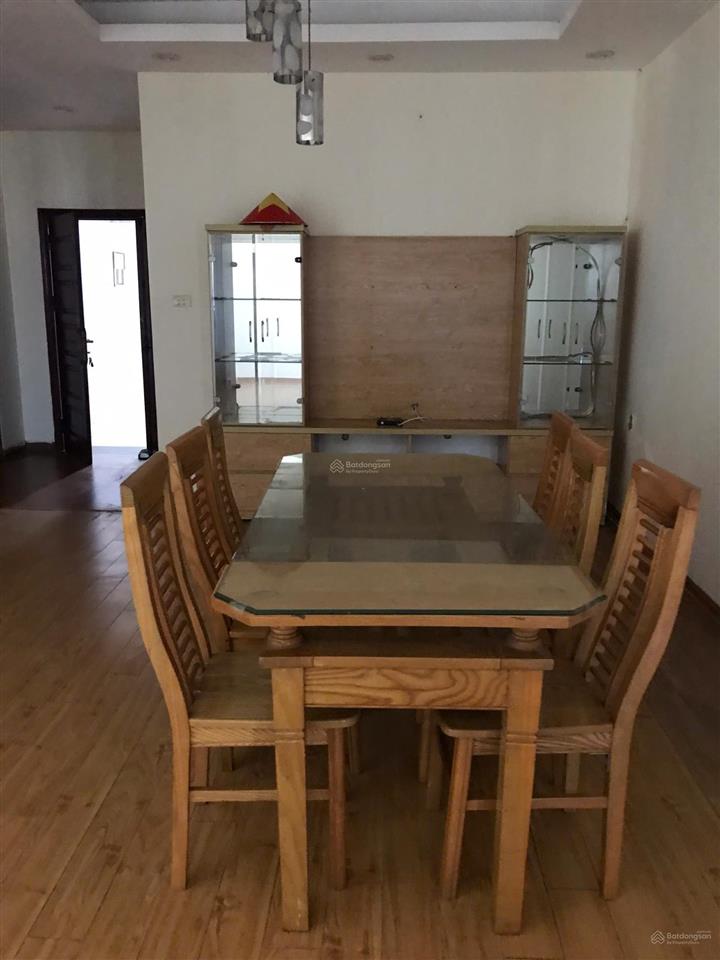 Cần cho thuê căn hộ m5 nguyễn chí thanh có dtt 133m², có 3 pn, 2 p vs, có đầy đủ