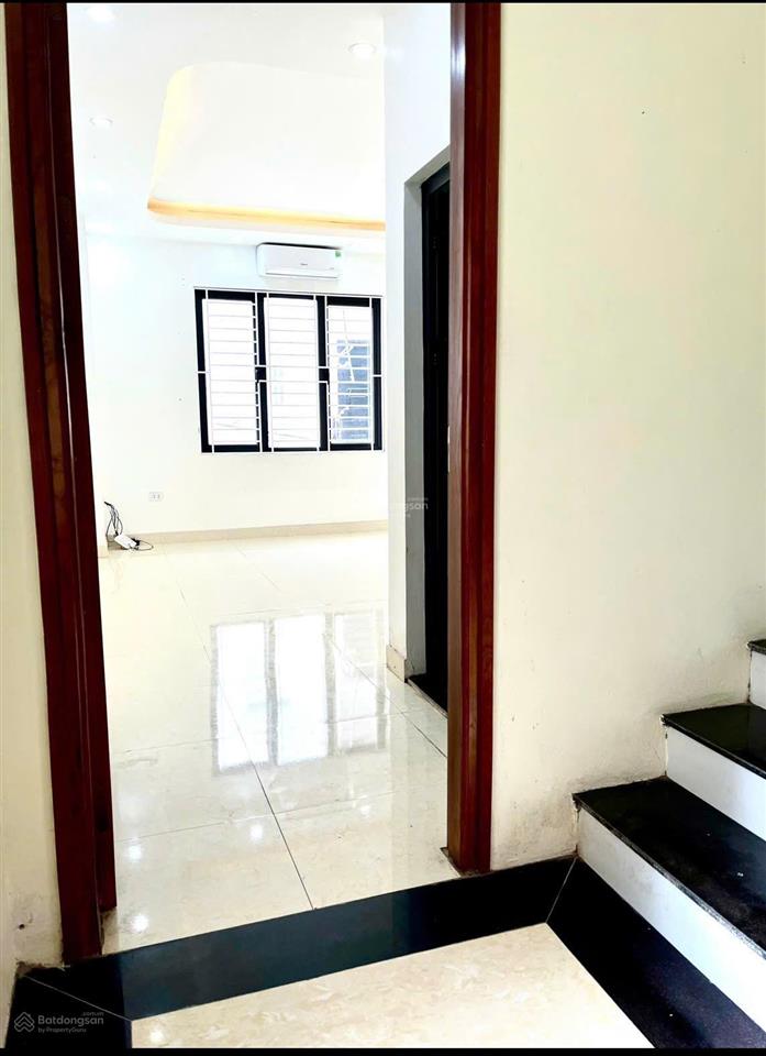 Cho thuê bt 6pn, 4wc, 150m2 tại khu đô thị trung văn  vinaconex 3, 30 triệu vnd