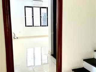 Cho thuê bt 6pn, 4wc, 150m2 tại khu đô thị trung văn  vinaconex 3, 30 triệu vnd