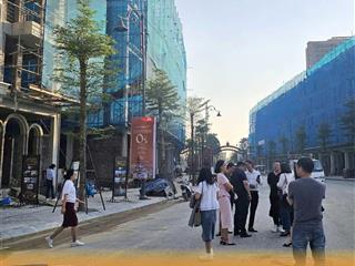 Căn ngoại giao noble palace 55m2  xẻ khe  5 tầng  giá đẹp