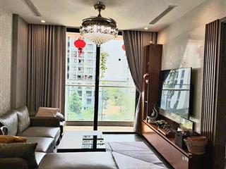 Cho thuê ngay căn 2pn2wc full đồ tại vinhomes symphony