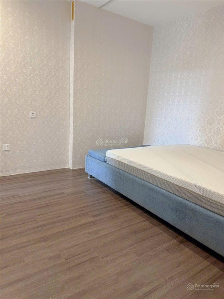 Bán căn hộ cao cấp 2pn2wc cực đẹp, giá tốt tại vinhomes symphony