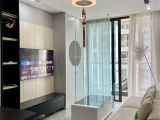 Cho thuê căn 2pn2wc thiết kế cực đẹp tại vinhomes symphony
