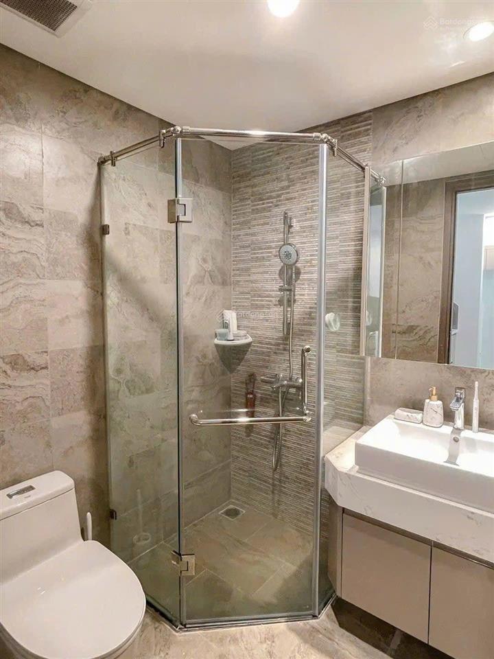 Cho thuê 1 ngủ full đồ mới đẹp, vào ở ngay tại vinhomes symphony
