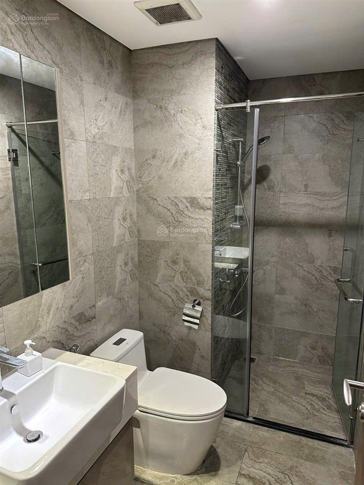 Cho thuê căn 2pn2wc đẹp, giá tốt tại vinhomes symphony