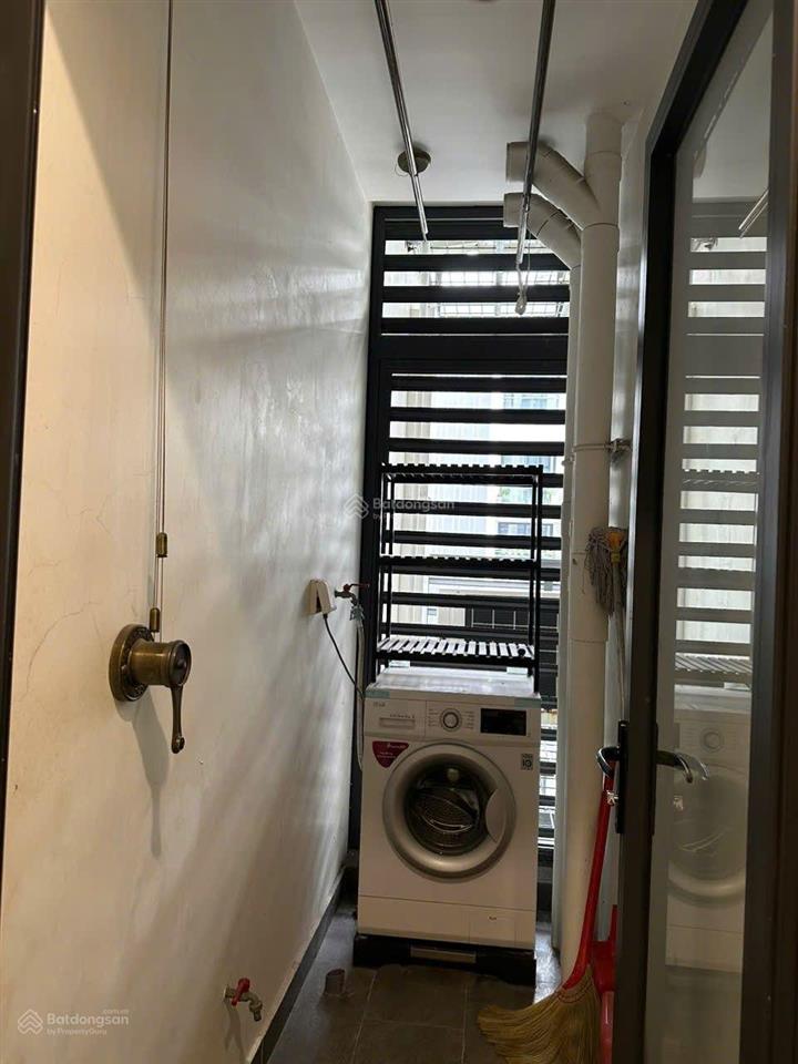 Cho thuê căn 2pn2wc đẹp, giá tốt tại vinhomes symphony