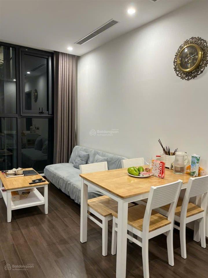 Cho thuê căn hộ 1 ngủ 39m2, có máy rửa bát, giá cực tốt tại vinhomes symphony