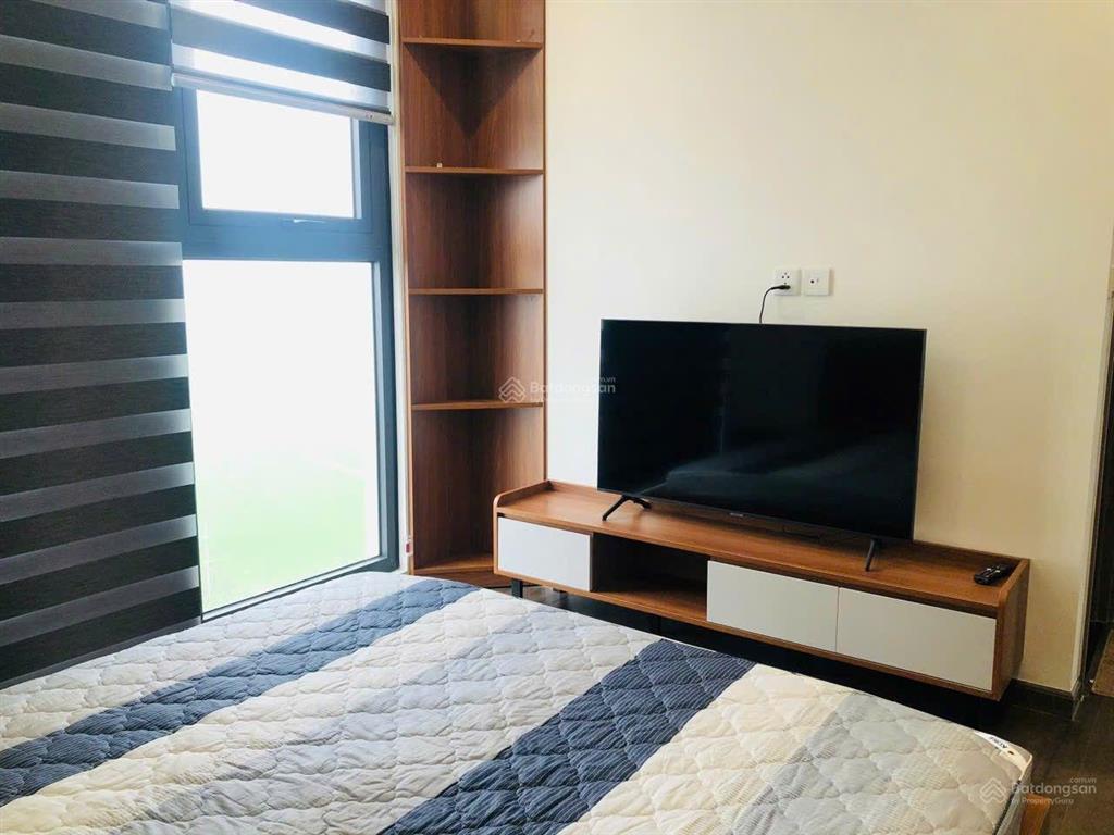 Cho thuê căn 2pn2wc thiết kế cực đẹp tại vinhomes symphony
