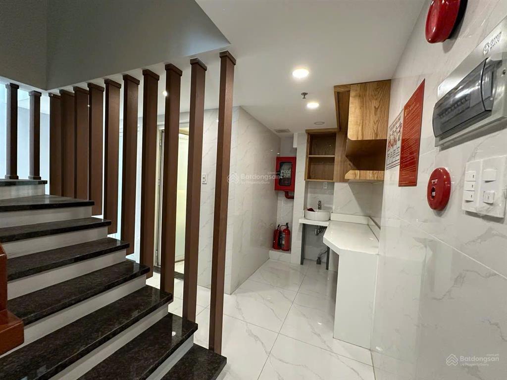 Bán toà chdv ngay gò dầu  15x17m  6 tầng  43pn full nội thất  hđt 210tr/tháng  giá 30 tỷ