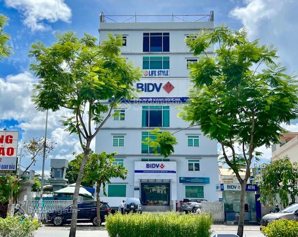 Siêu phẩm mặt tiền lớn khu bàu cát dt 10.5x18m  6tầng  hđt 155tr/tháng  gía 27 tỷ