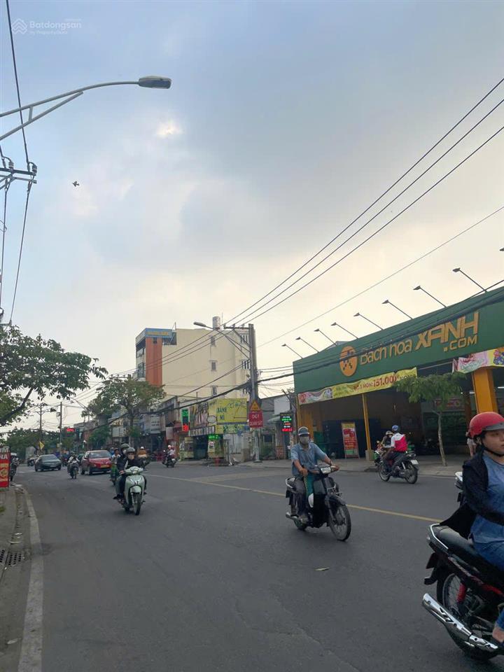 Hot !!! bán nhà mặt tiền lê quang định  dt 9x20m mh  hầm 6 tầng  hdt110tr  giá 25 tỷ