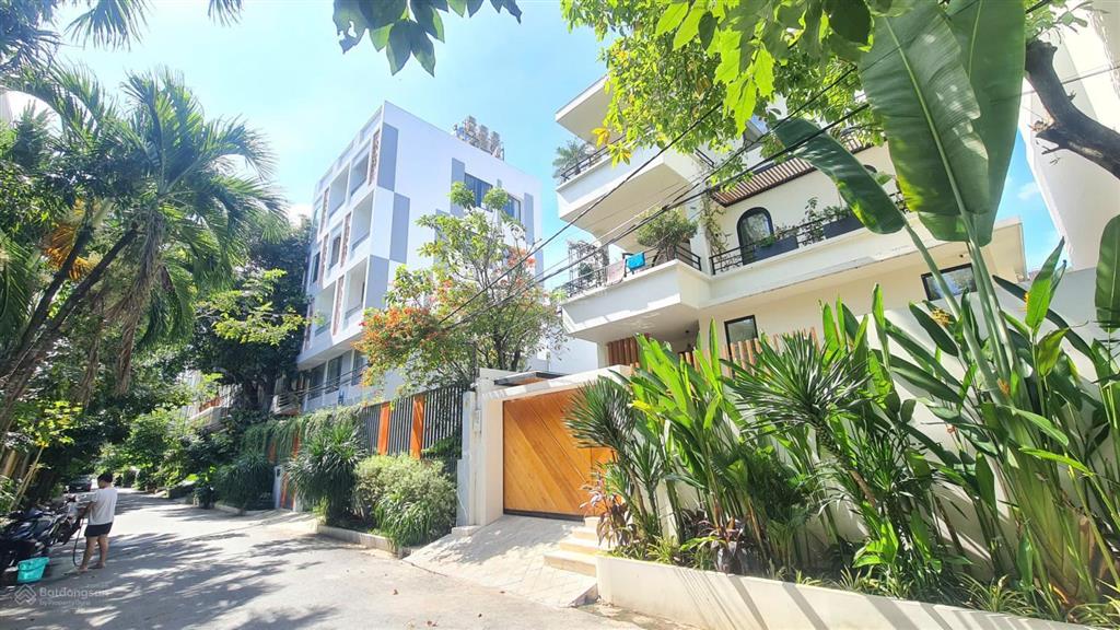 Bán gấp tòa chdv dòng tiền "khủng" hoàng hoa thám bình thạnhnh 7x24m hầm+7 tầng350trgiá 42tỷ