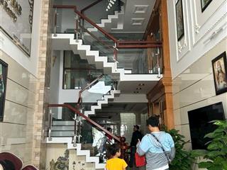 Chủ nhà bể sớm cắt lỗ 500tr nhà tại liên khu 45  tặng full nội thất có sẵn