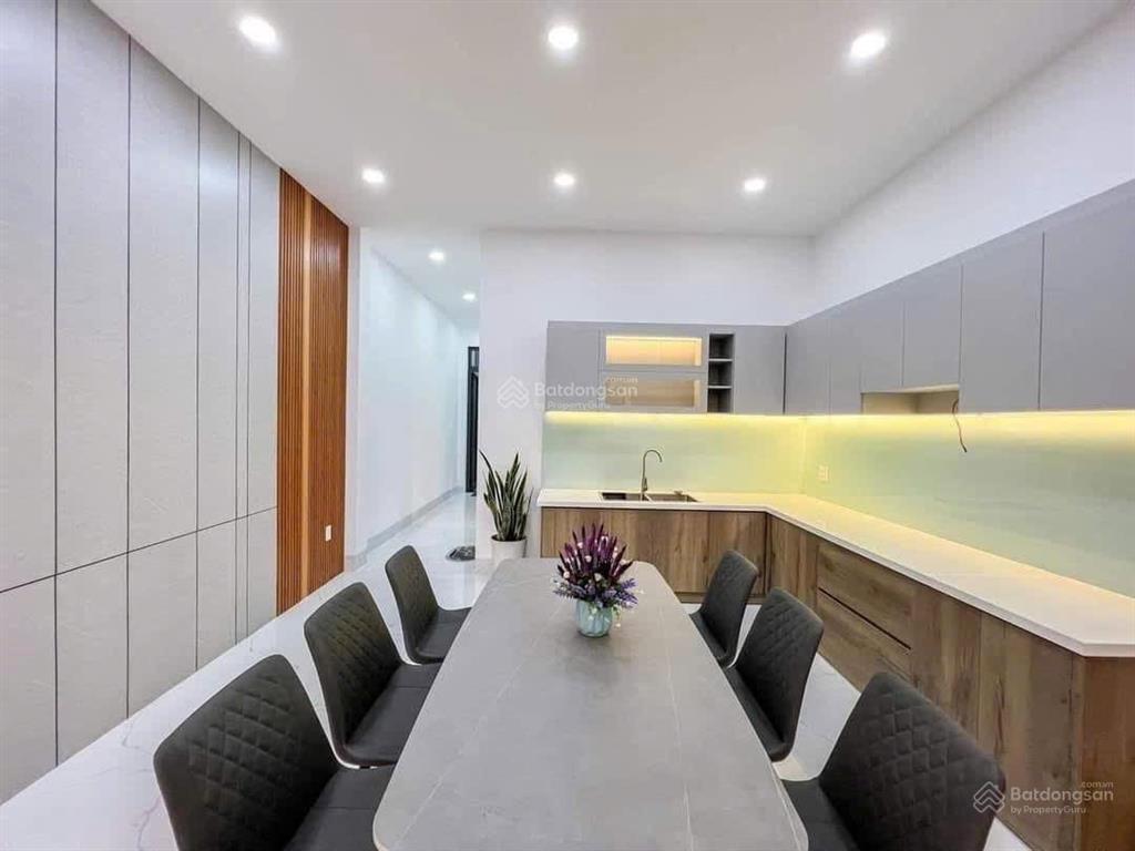 Kẹt tiền bán gấp nhà mới chỉ 1ty190tr