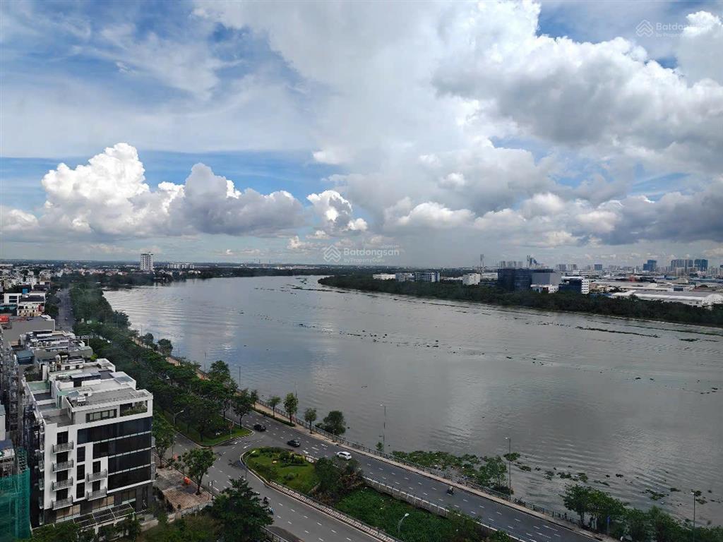 Bán căn hộ chính chủ 2pn tại đảo kim cương diamond island q2