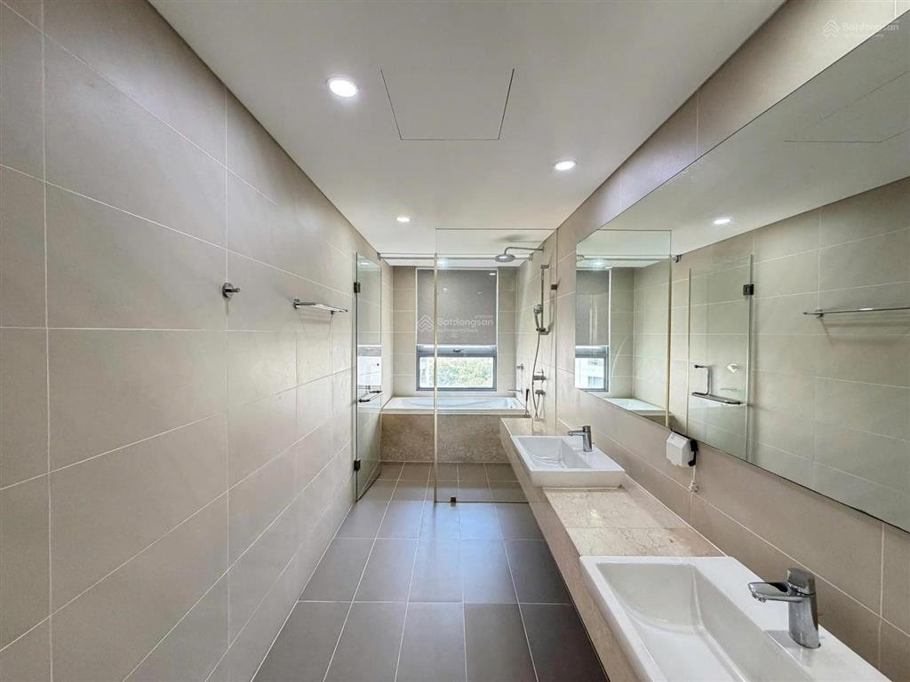 Cho thuê căn hộ 3pn đảo kim cương full nội thất view nội khu giá tốt