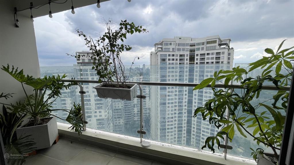 Cho thuê căn 2pn đảo kim cương view pháo hoa quận 1