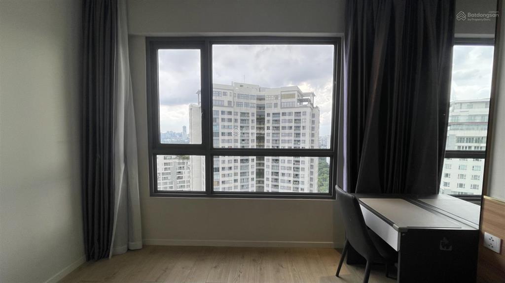 Cho thuê căn 2pn đảo kim cương view pháo hoa quận 1