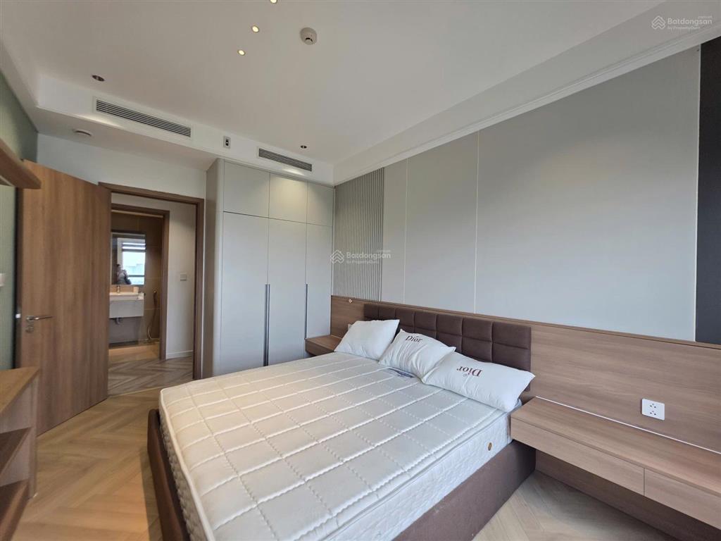 Hàng hiếm cho thuê 4pn đảo kim cương view sông trực diện giá tốt