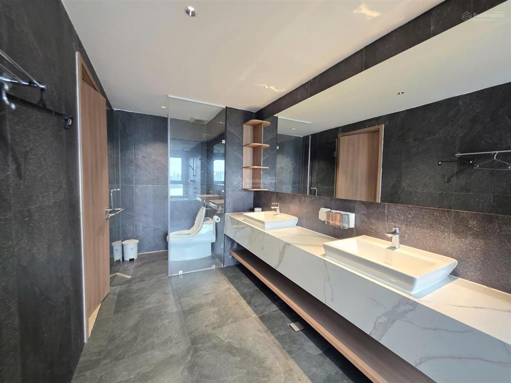 Hàng hiếm cho thuê 4pn đảo kim cương view sông trực diện giá tốt