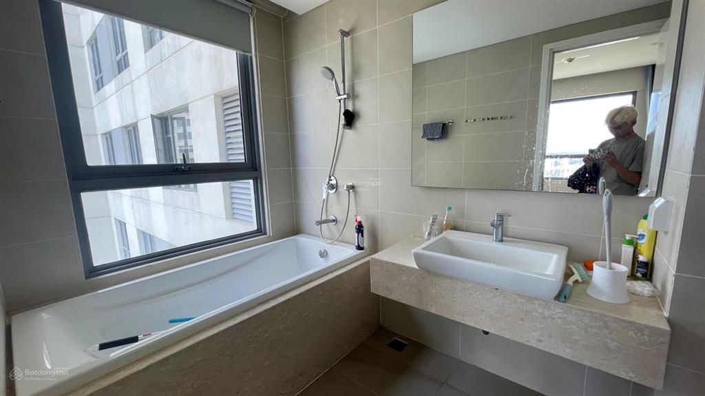 Cho thuê cc diamond island 26 triệu/th, 96m2, 2pn, 2wc, đầy đủ nội thất tại bình trưng tây, q2