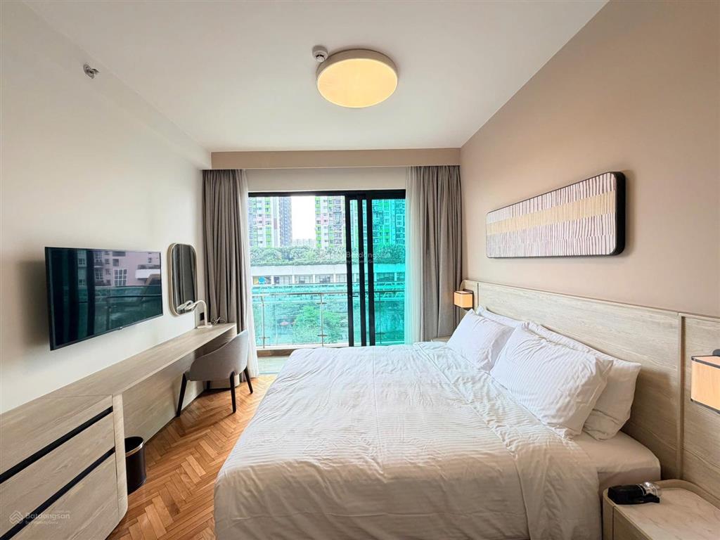 Bán căn hộ feliz en vista 4 phòng ngủ nổi bật có sân vườn, ban công đẹp, giá tốt