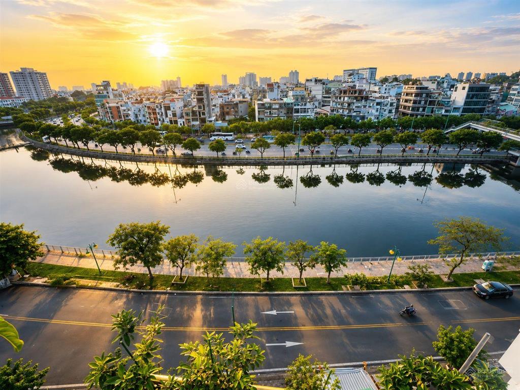 Siêu phẩm mặt tiền view sông, cạnh nguyễn thị tần quận 8, 5.8x19m, giáp quận 1, quận 5, chỉ 25 tỷ