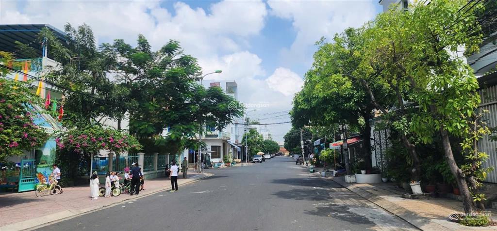 Bán nhà chính chủ 75,3m2 mặt tiền đường 16m gần vinpearl nha trang