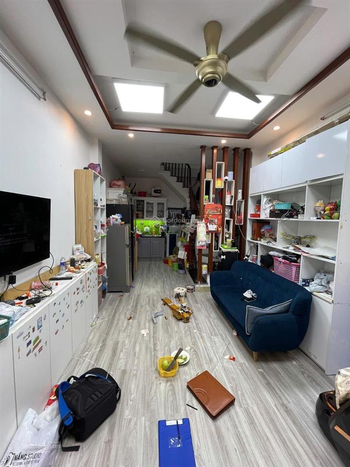 Hiếmnhà 5 tầngđường hoàng hoa thámba đìnhfull nội thấtở ngaynhỉnh 7tỷ có thương lượng tốt