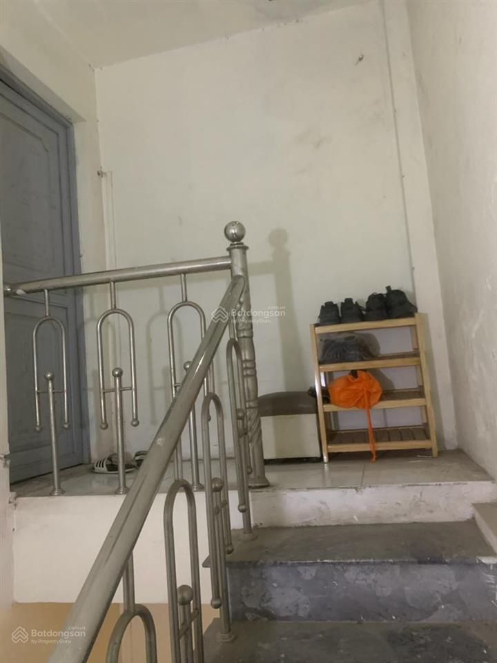 Bán nhà riêng, 33m2, 5 tầng, nhỉnh 9 tỷ ở trần bình, mai dịch, cầu giấy full nội thất ở ngay