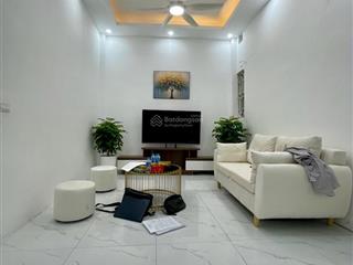 Nhà đẹpgia đình nhỏlạc long quântây hồ4 tầng đủ công năngbán nhỉnh 7 tỷ