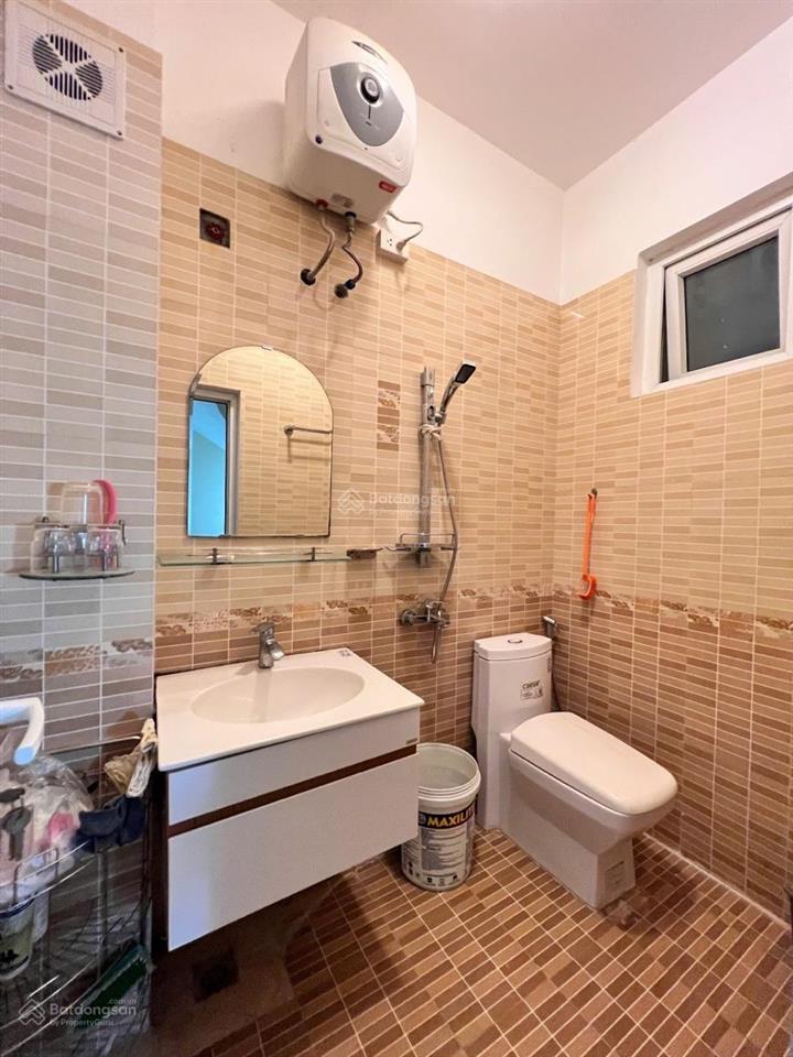 Bán nhà riêng tại trần duy hưng, giá chỉ nhỉnh 13 tỷ 50m2 5 tầng dân xây có thương lượng tốt