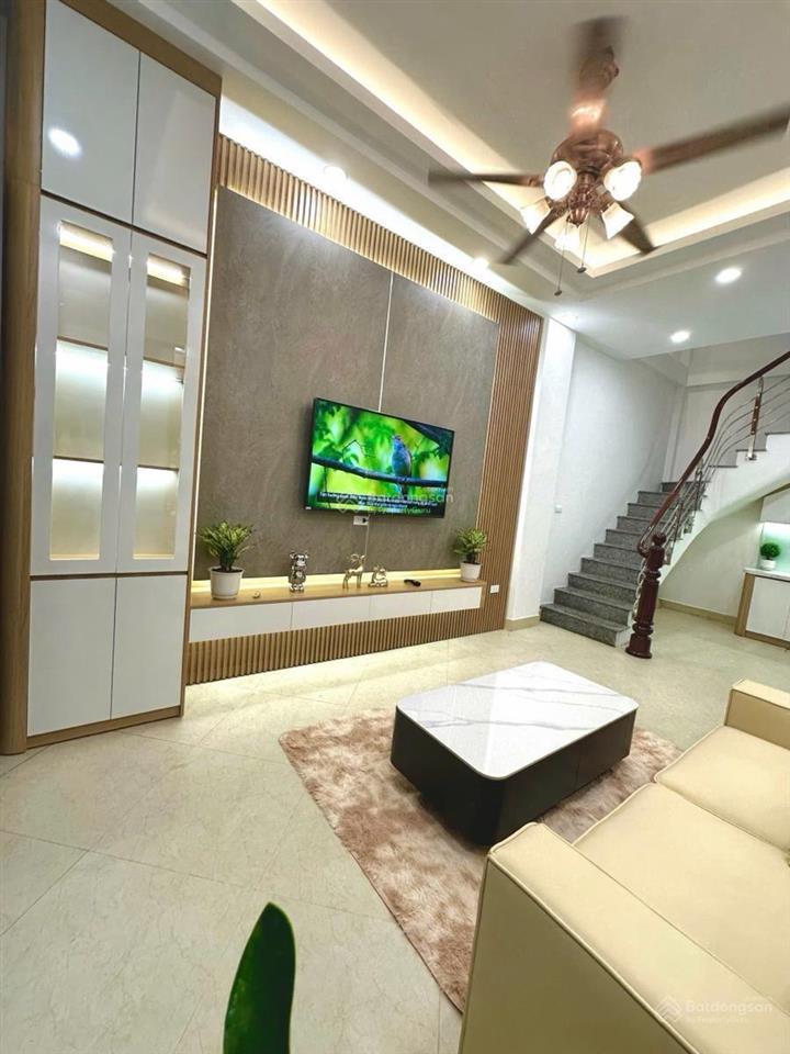 Khu vực hiếm nhà bán nhà đẹp ở ngay full nội thất ngõ đẹp gần phốnhỉnh 8tỷ thương lượng tốt